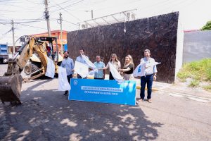 Alcaldesa Maryjose Gamboa da banderazo de obra de rehabilitación de la calle Galeana, en Cabecera